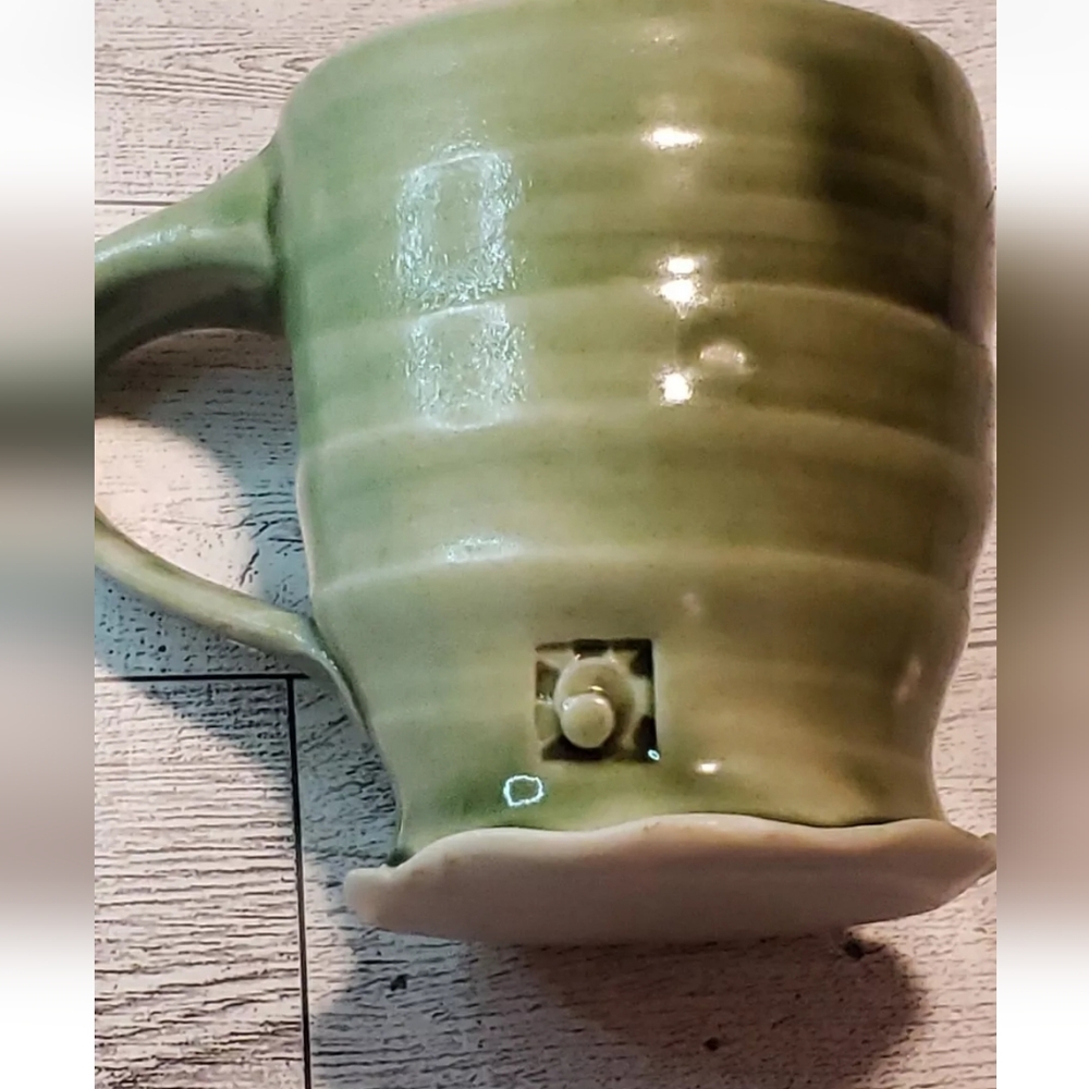 Handmade Studio Pottery Mug Small Marked Green Ruffled Swirl Rustic Primitive - Picture 7 of 10